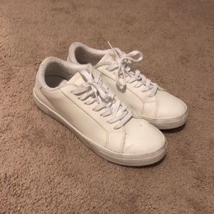 Steve Madden white sneakers 8.5